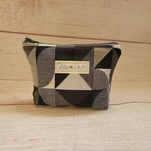 Geometric Tapered Pouch